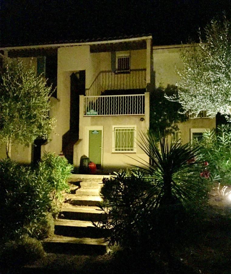 Maison d'une chambre avec vue sur la mer piscine partagee et jardin clos a Cogolin a 4 km de la plage Extérieur photo